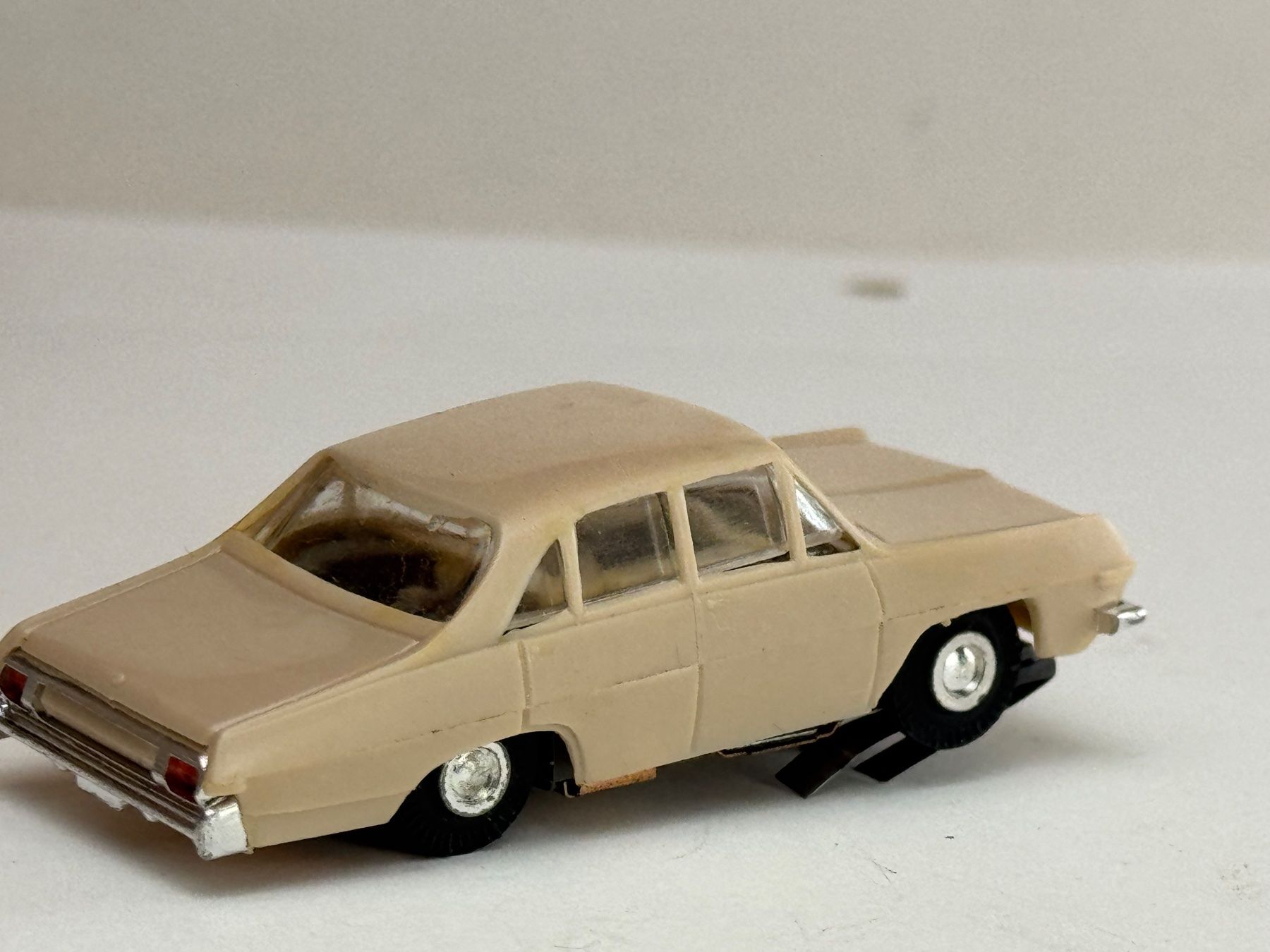 Faller Rennbahnen: GB5-  Faller AMS  Opel Diplomat beige – Gebraucht aus Elm von Wikmtz 1