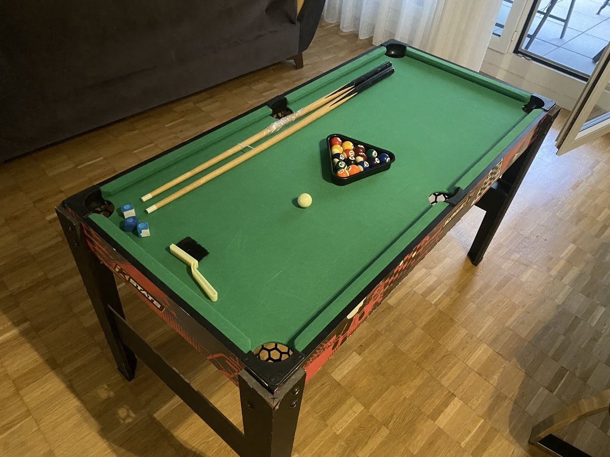 Tavoli da biliardo: Spieltisch Multifunktion mit Zubehör gebraucht – Usato da Niederhasli venduto da sha_c8ks 4