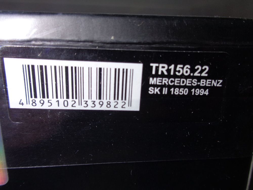 Camion Mercedes-Benz SK II 1850 1/43 – Ixomodels – Noir – Édition Collection