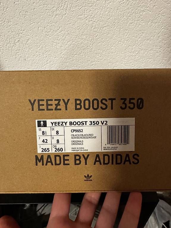 Scarpe da uomo: Yeezy Boost 350 V2 – Nuovo e nell'imballaggio originale da Reichenburg venduto da sim_7rjx 1