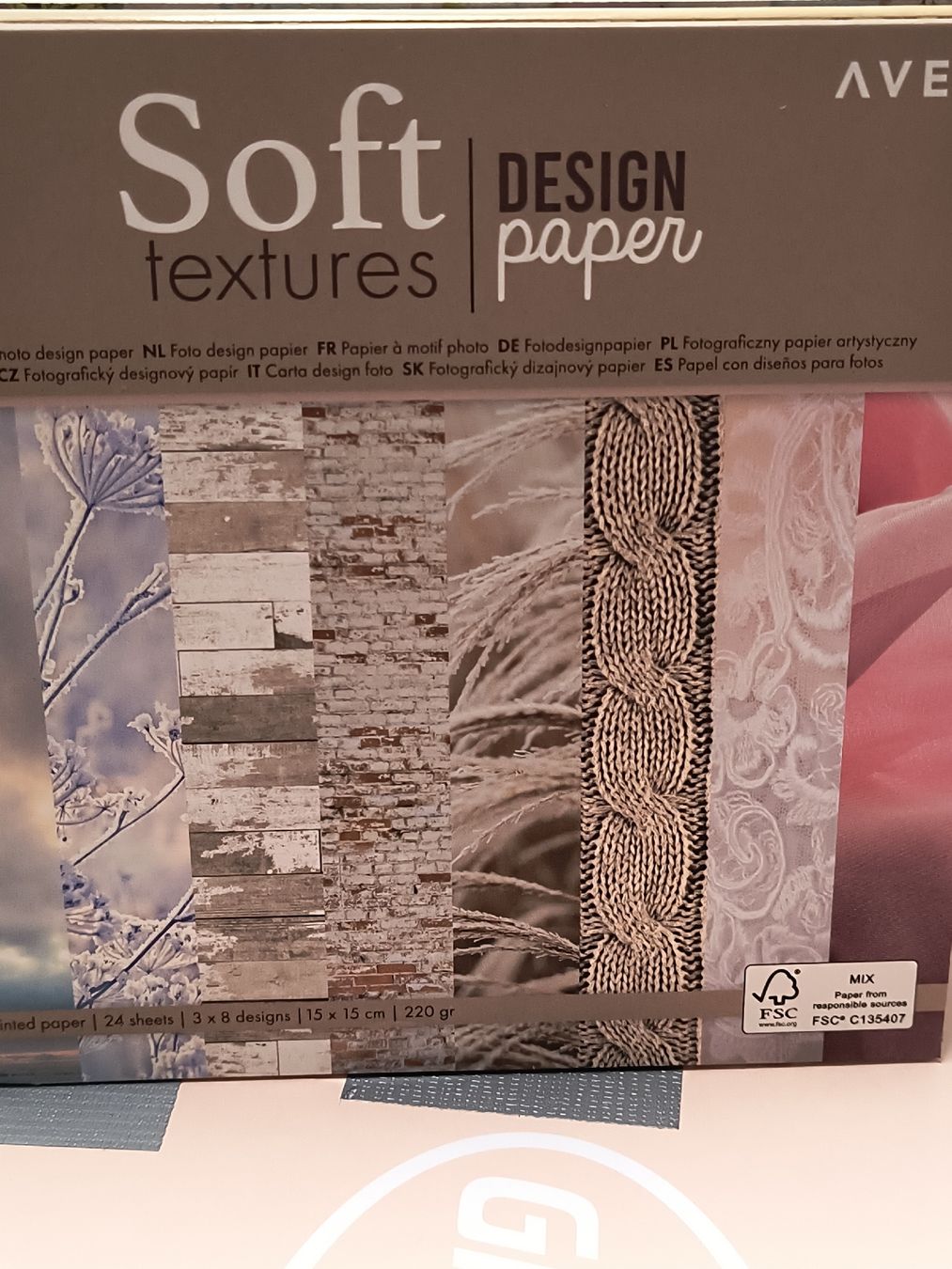 Carta: Bastelpapier Designblock, Design Papier – Nuovo e nell'imballaggio originale da Würenlingen venduto da Striga 8