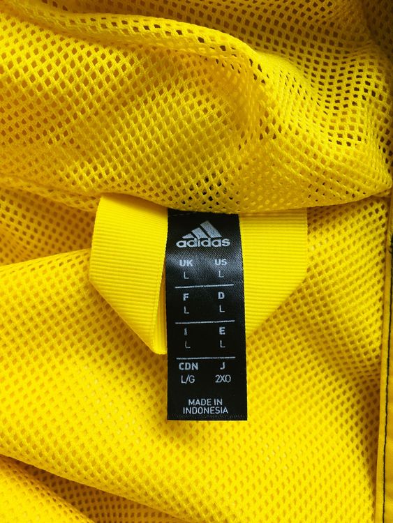 Adidas Vestes: Adidas Regenjacke L – D'occasion à Schleitheim par Pi3.14 4