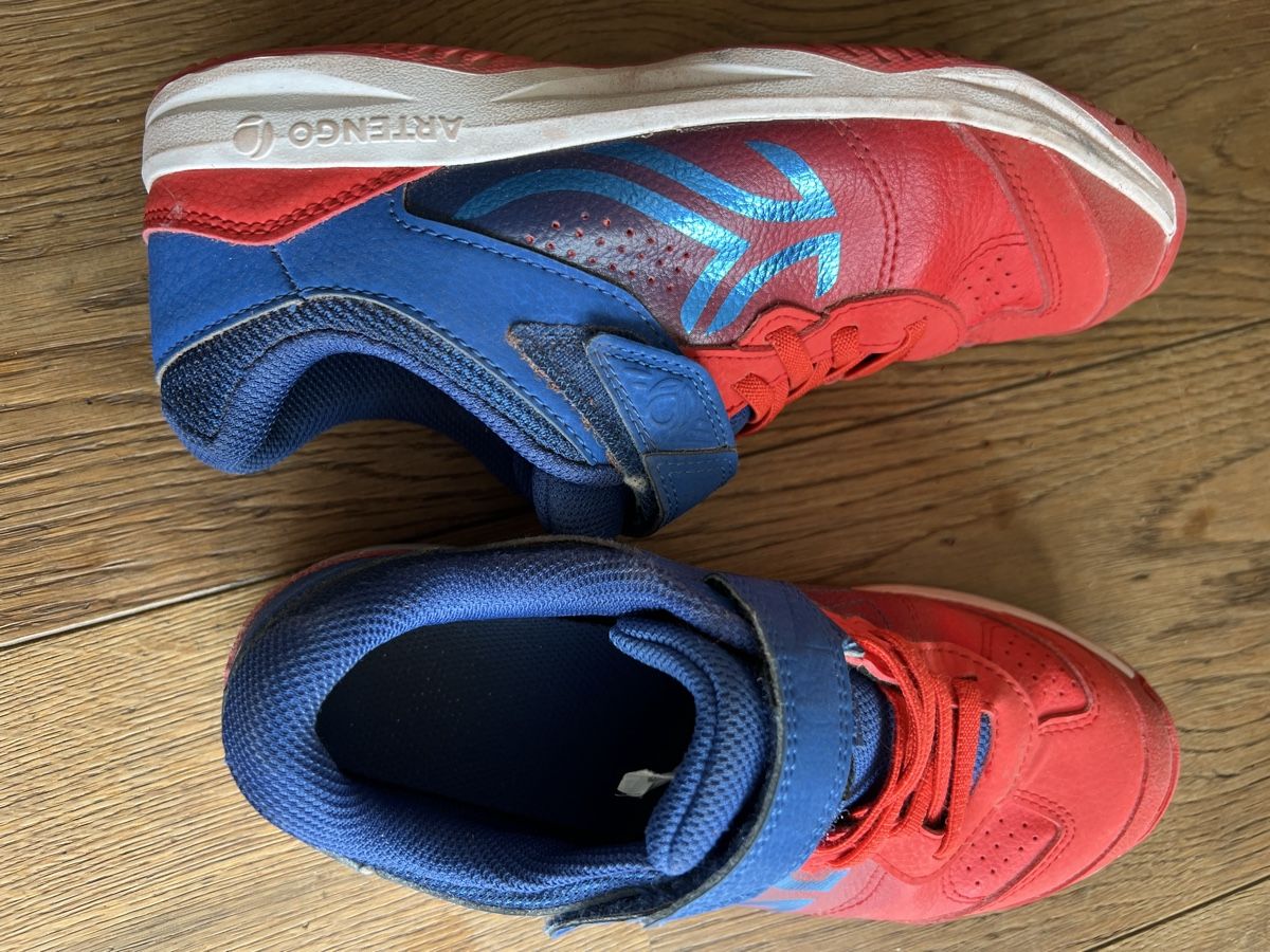 Scarpe per ragazzi: Kinder Tennis Schuhe Gr 37 – Usato da Uerikon venduto da Saffagirl 4