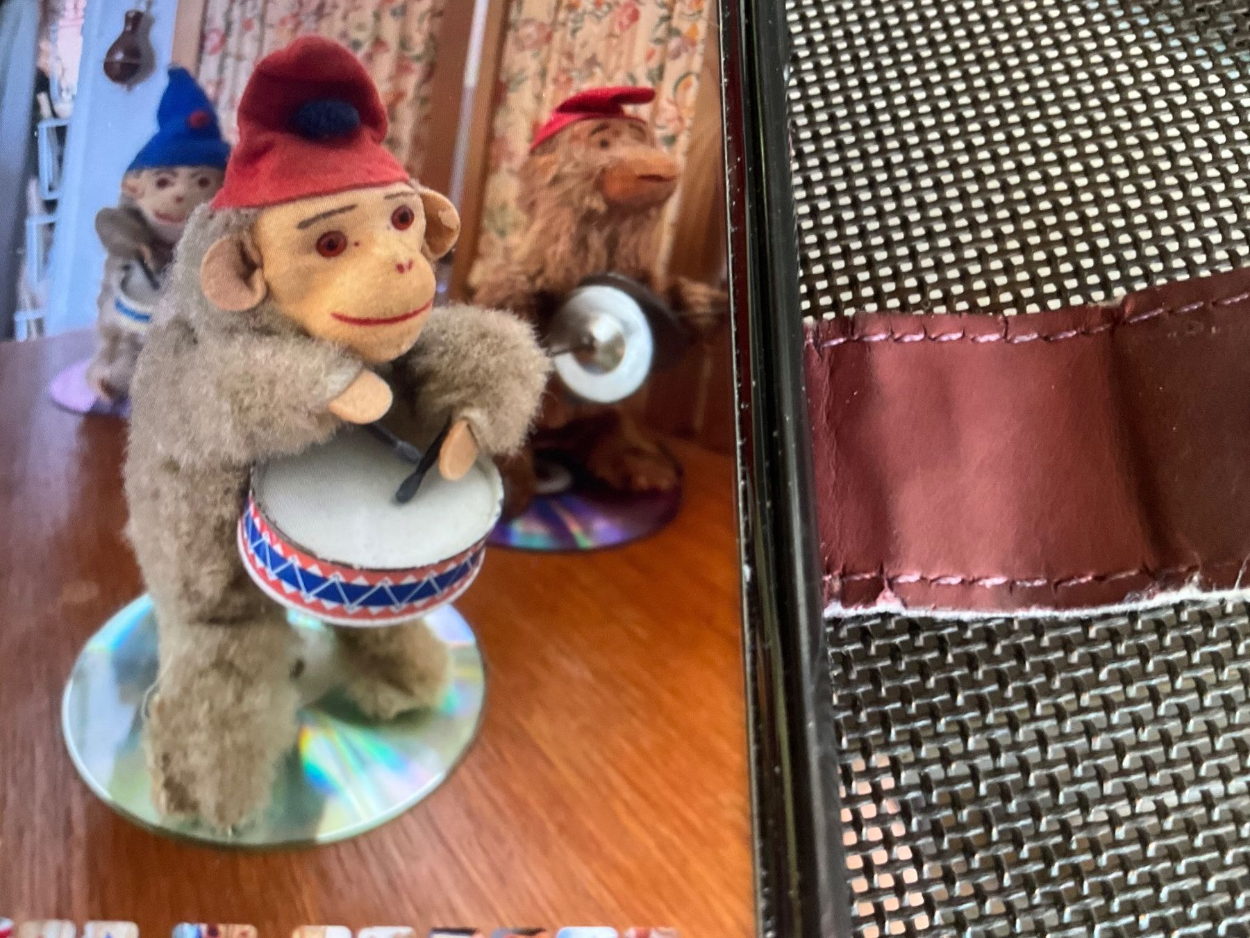 Spielzeuge: 7 singes mécaniques – Gebraucht aus NEUCHATEL von Ama46 1