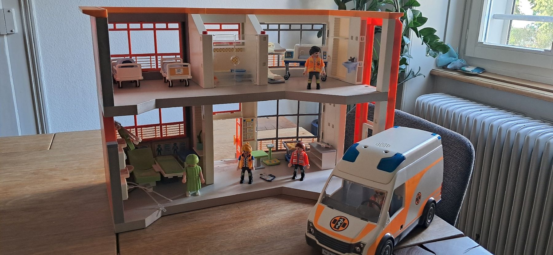 Playmobil Spielzeuge: Playmobil Krankenhaus – Gebraucht aus Nidau von Darkpooh