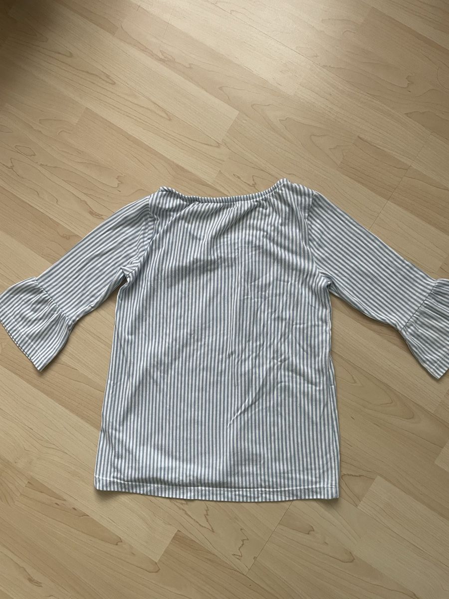 Camicette, T-shirt & Top: Shirt – Usato da Wil Sg venduto da mil_r9gx 1