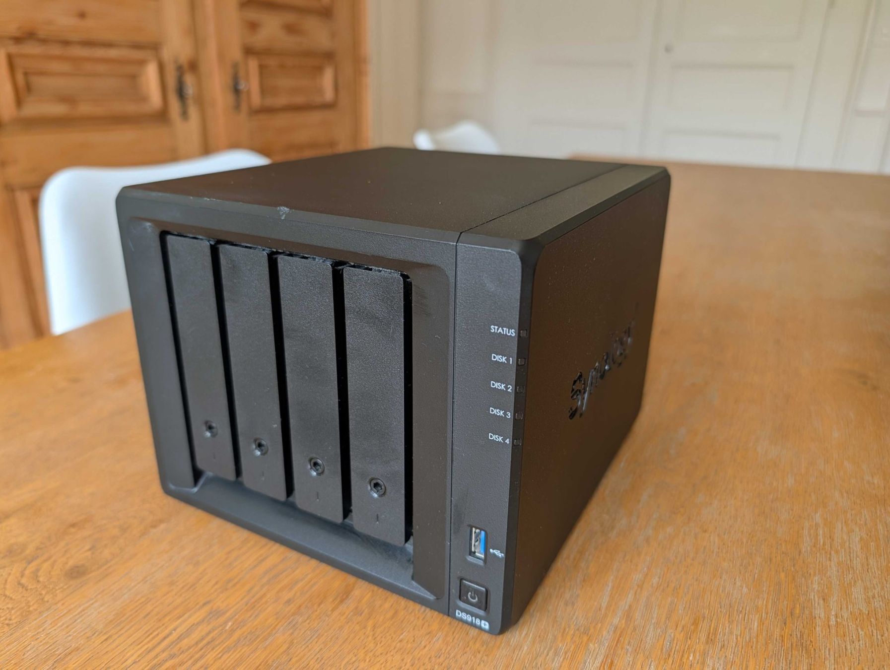 Synology Serveurs: Synology DS918+  NAS 4 baies – D'occasion à Couvet par mal_tk2g