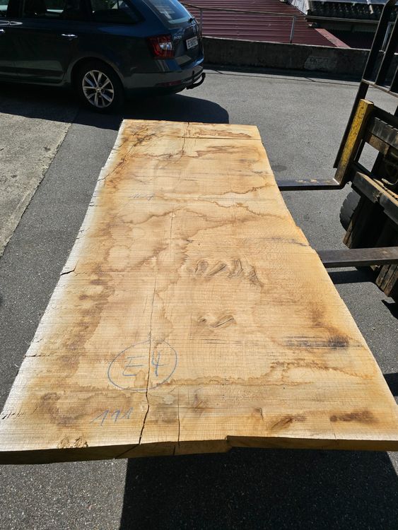 Articoli in legno: XXL Eichenbrett Nr. E4 – Nuovo (secondo la descrizione) da Lützelflüh-Goldb venduto da Waelchris