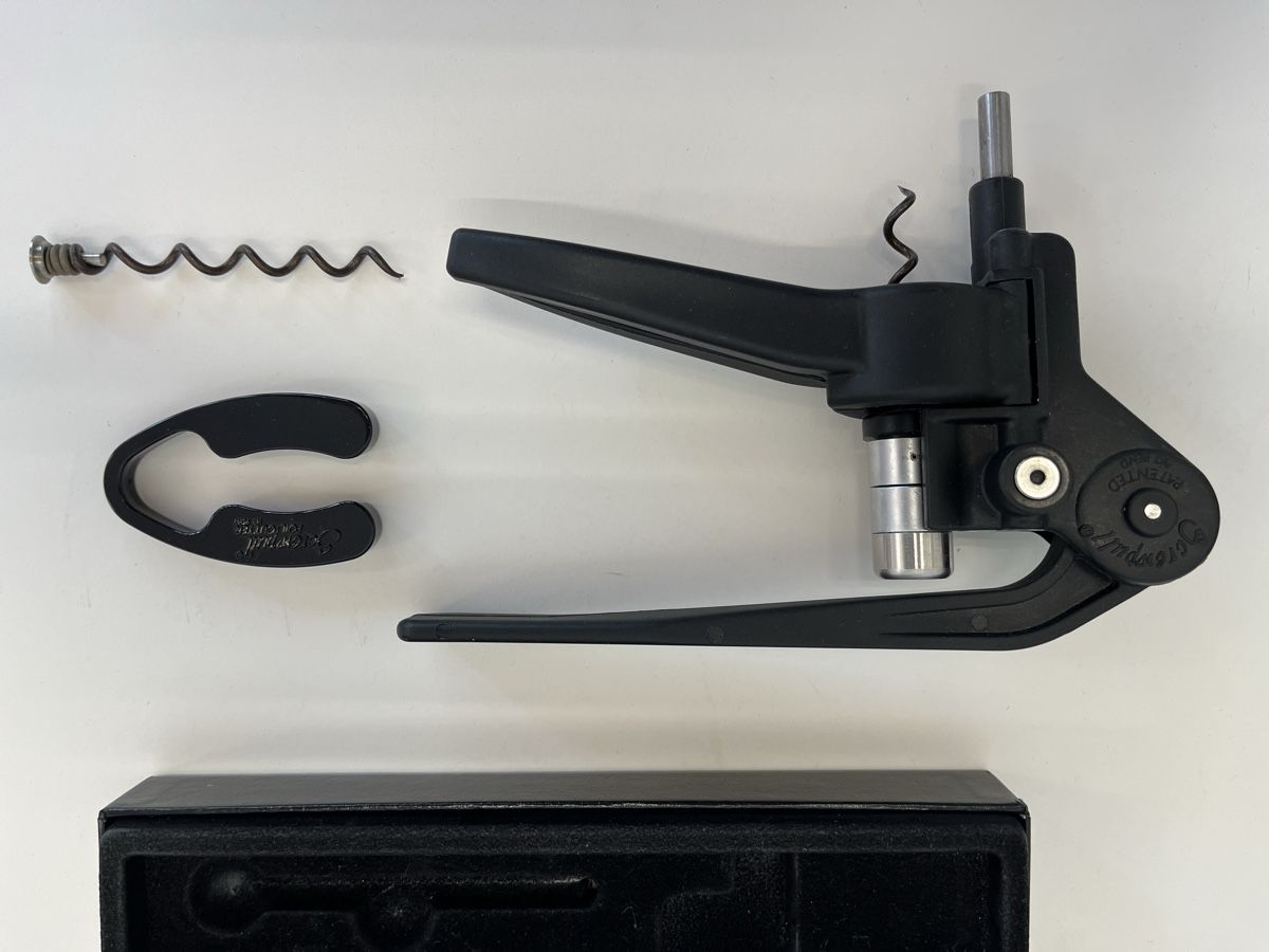 Le Creuset Apribottiglie & Tappi per chiusura: Screwpull Lever Model Korkenzieher Le Creuset  – Usato da Zürich venduto da sluty 2