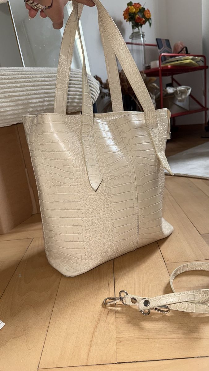 Borse da donna: Handtasche Beige – Usato da Bern venduto da lea_rq9l 1