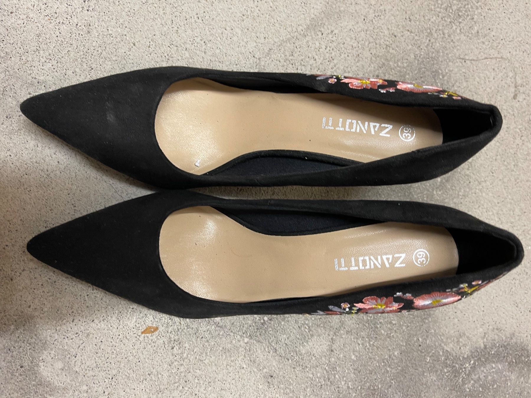 Damenschuhe: New pumps with handmade embroidery – Neu und originalverpackt aus Zürich von Alpen209 2