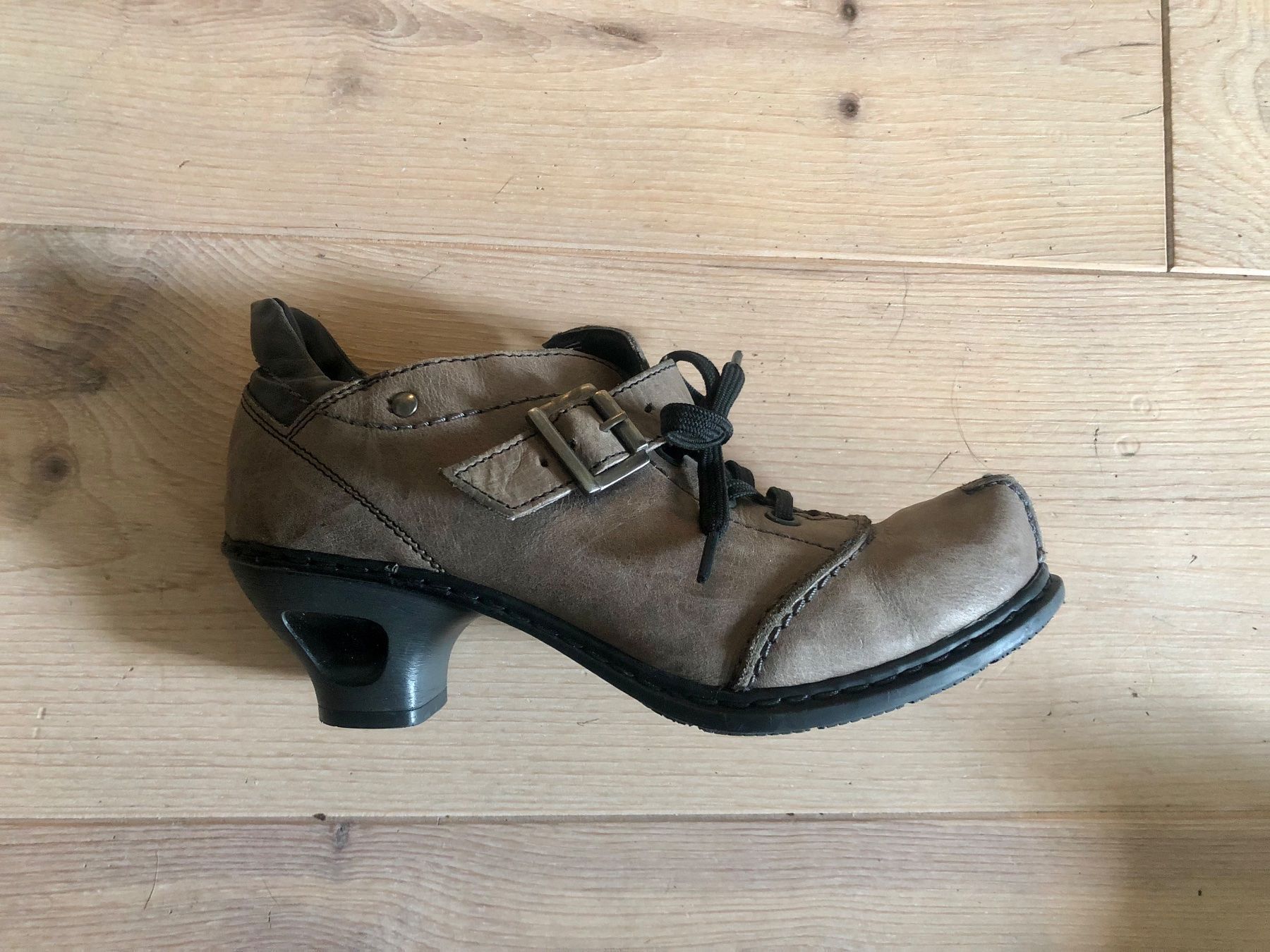 Rieker Damenschuhe: Leder Schuhe von RIEKER Gr. 36 – Gebraucht aus Schwerzenbach von frauminze