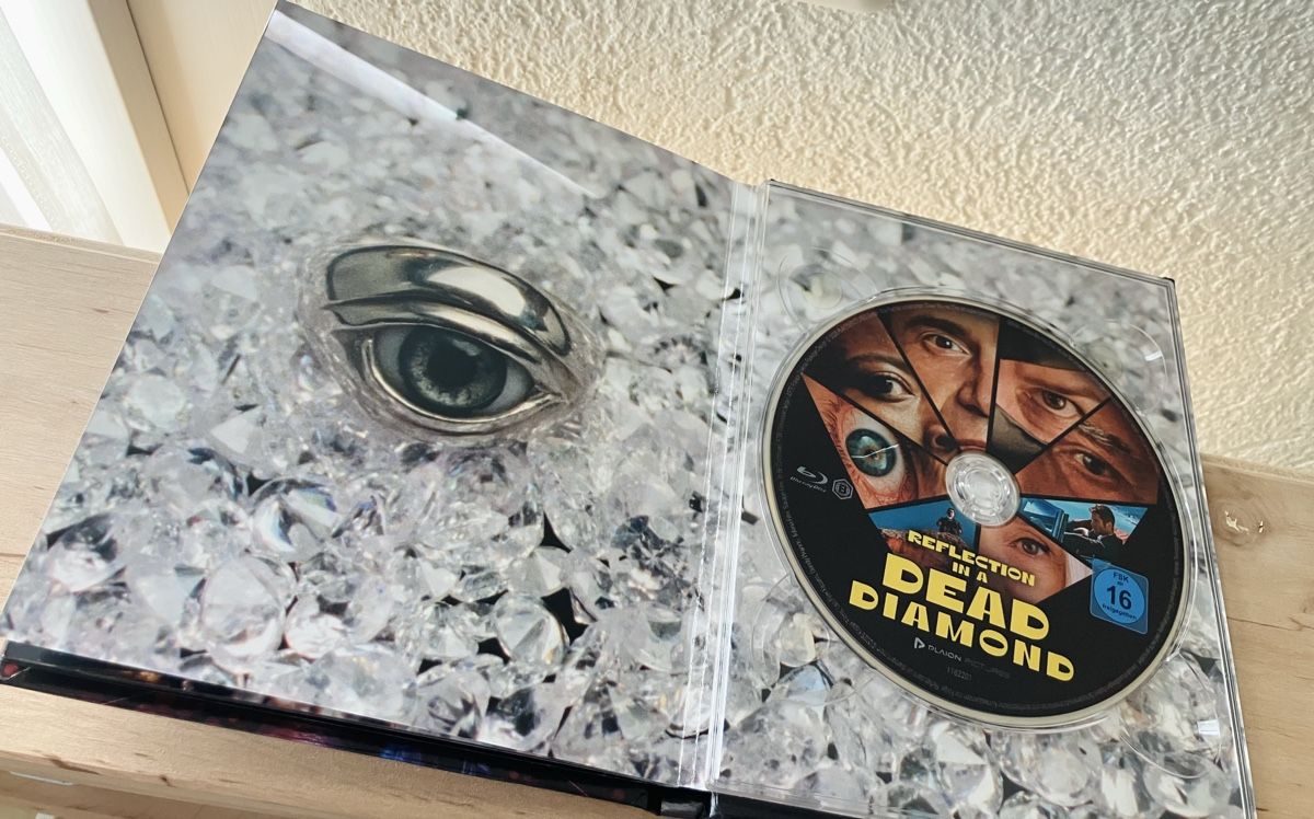 Tutti i DVDs: Reflection in a Dead Diamond - Blu-ray Limited Edition – Nuovo (secondo la descrizione) da Gossau ZH venduto da whysoserious 2