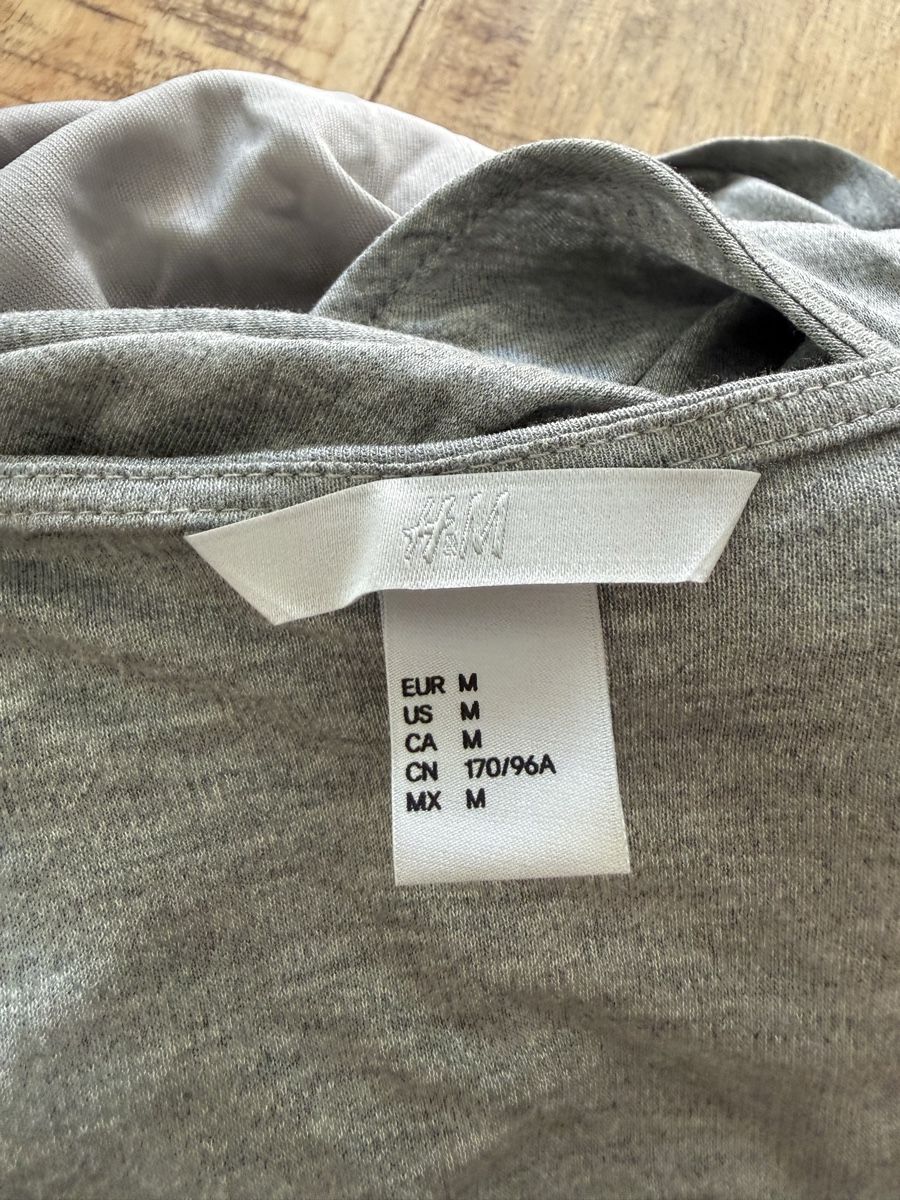 H&M Robes: H&M Midikleid Damen M Grau Drapiert Elegant Viskose – D'occasion à Lugano par rebecca.wardrobe 6