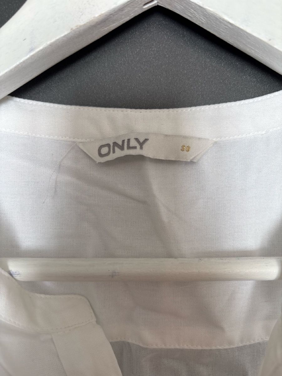 Only Top: Débardeur – Usato da Courchapoix venduto da Aal41 1
