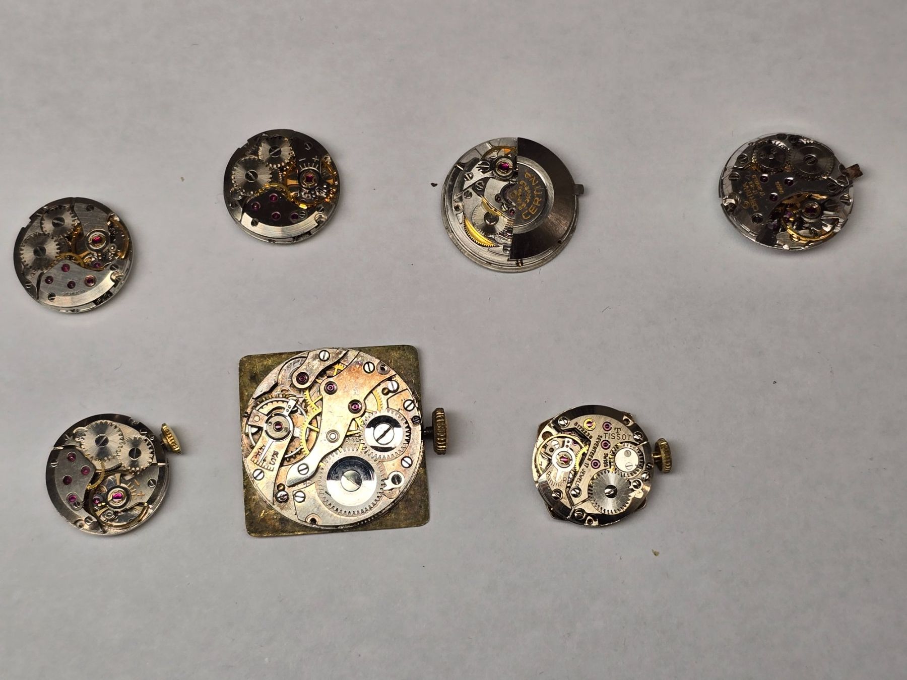 Orologi: Lot de 7 mouvements – Difettoso da Tramelan venduto da Nirdan 1