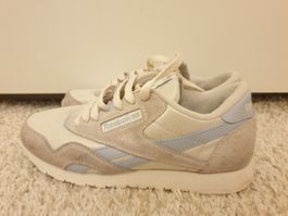 Reebok, taille 38, très bon état