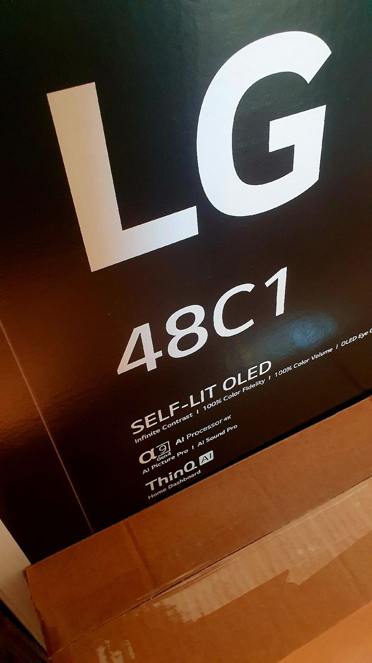 LG Televisori: LG TV OLED 48C19LA, 48" 121 cm, 4K UHD – Usato da Märstetten venduto da Computer_GmbH 6