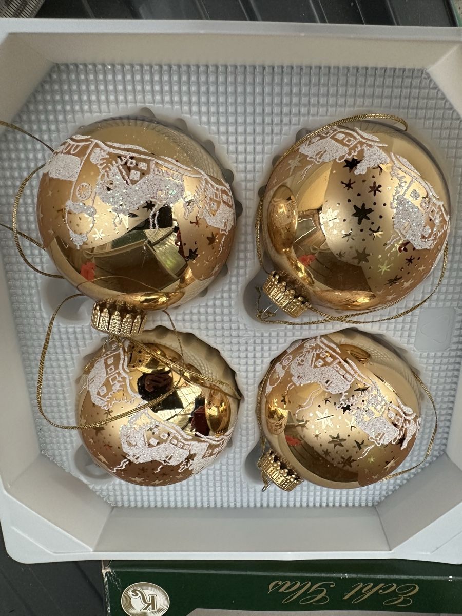 Alle Dekorationen: Goldene Glaskugeln – Gebraucht aus Oberentfelden von vilibrand