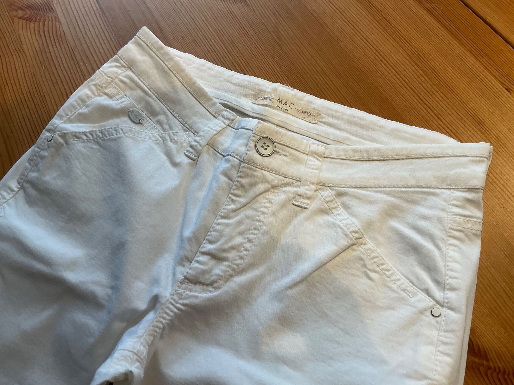 Jeans: weisse  MAC JEANS, ASHLEY,  Gr. 34/30 Stretch Baumwolle – Gebraucht aus Aesch BL von Fortexx 1