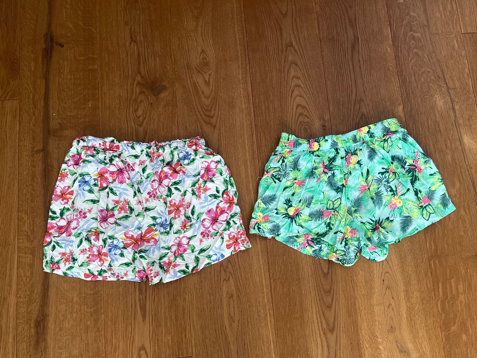 Pantaloni: 2 Paar Sommershorts - 146/152 – Usato da Aesch BL venduto da Goldfish13 1