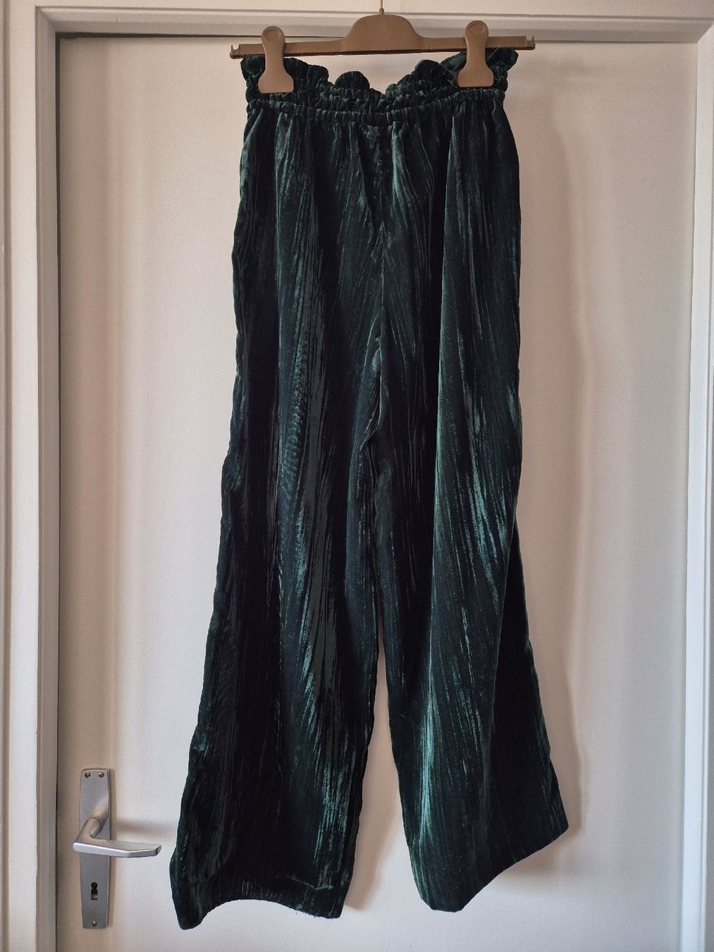Marella Pantaloni: Velvet trousers by Marella – Usato da Lausanne venduto da Issss 2