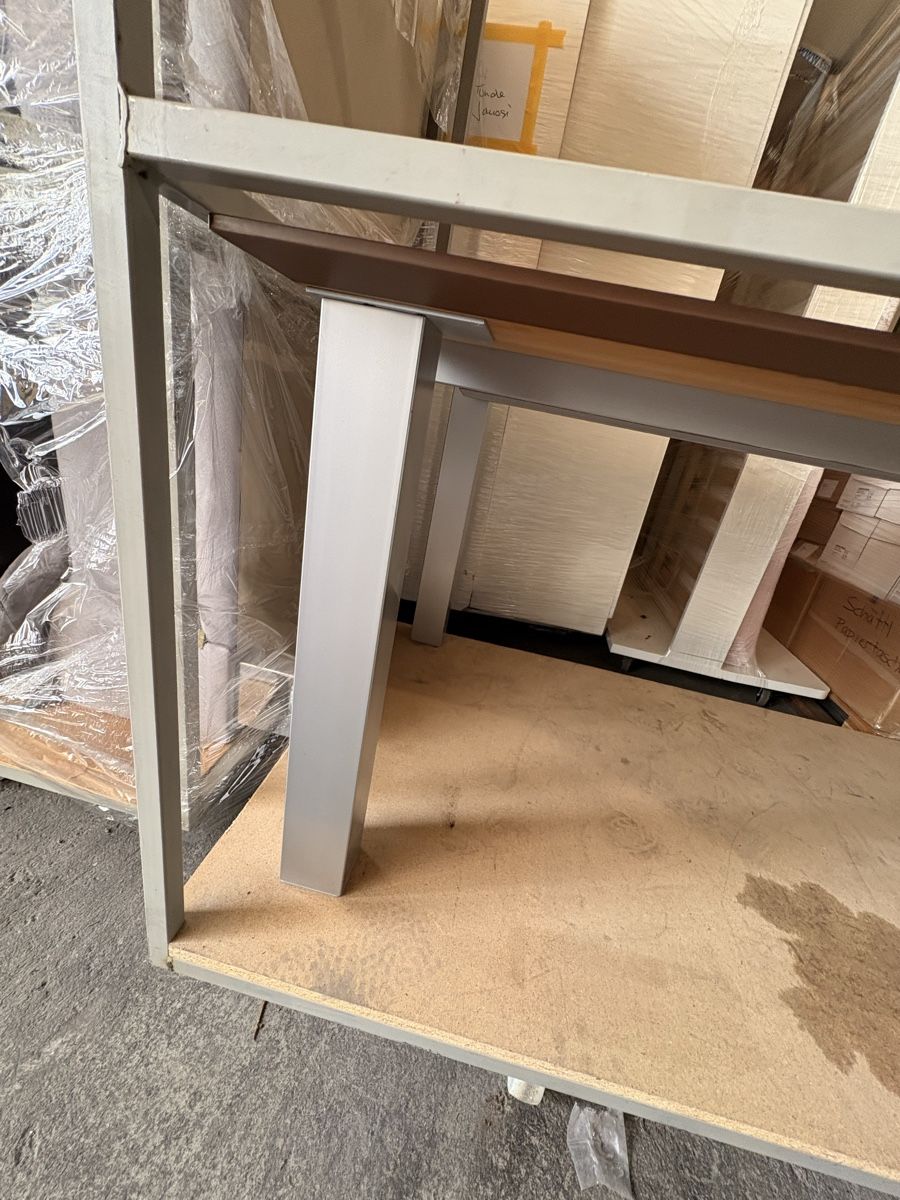 Tavoli: Esstisch mit Holzplatte & Metallbeinen – Usato da Obfelden venduto da Nelia_69 2