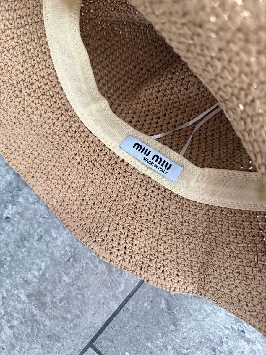 Copricapi, berretti & cappellini: Miu Miu Hut Braun Onesize – Nuovo (secondo la descrizione) da Allschwil venduto da ale_99l7 2