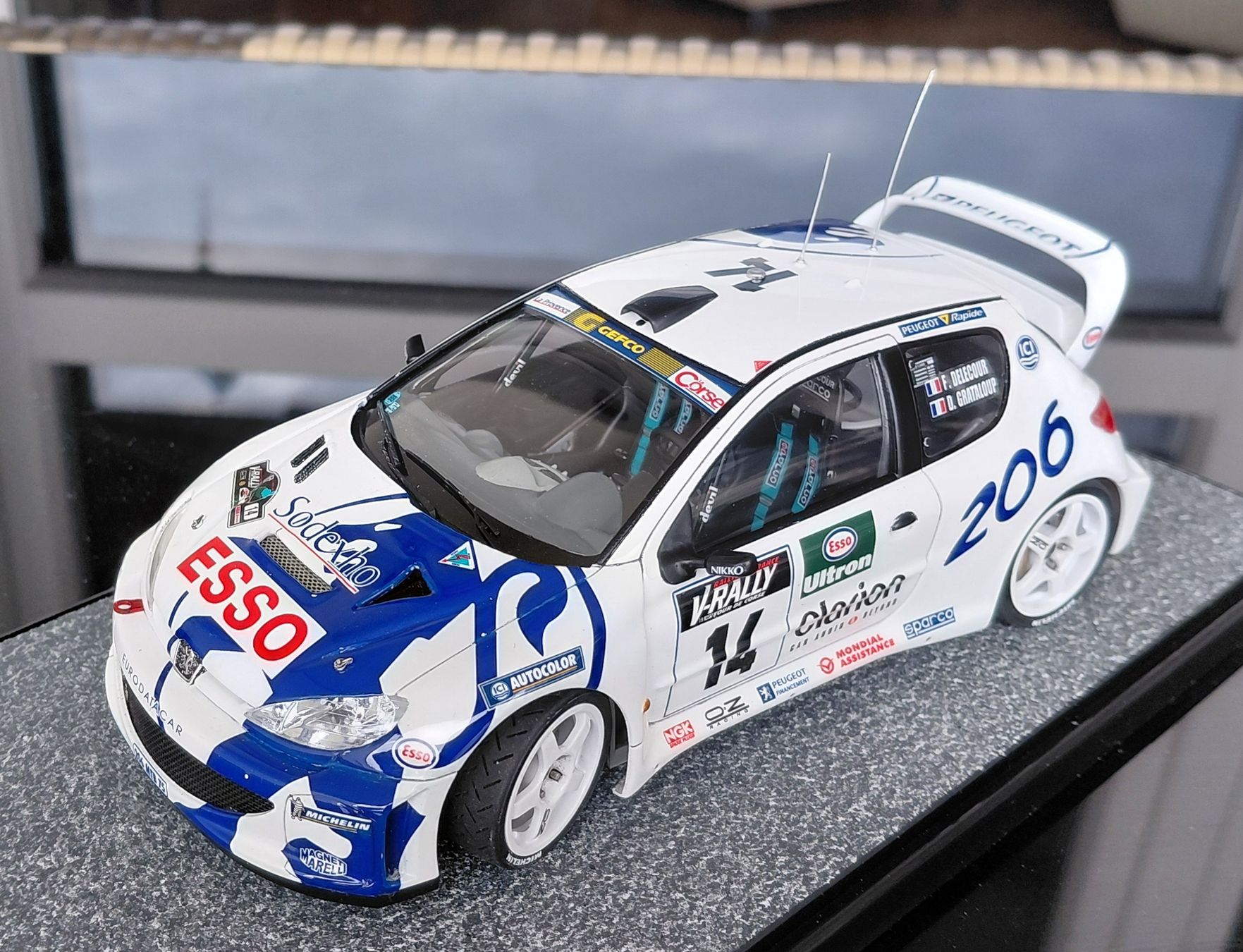 Tamiya Modellini d'auto: Peugeot 206 WRC – Nuovo (secondo la descrizione) da Bottenwil venduto da Toyscout 2