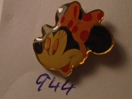 1 Minnie Mouse Pin (944)