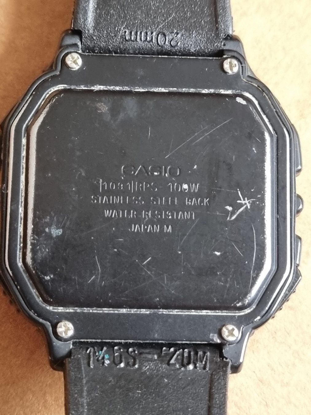 Casio Orologi: CASIO UHR JAPAN – Usato da Schaffhausen venduto da Leveron13 1
