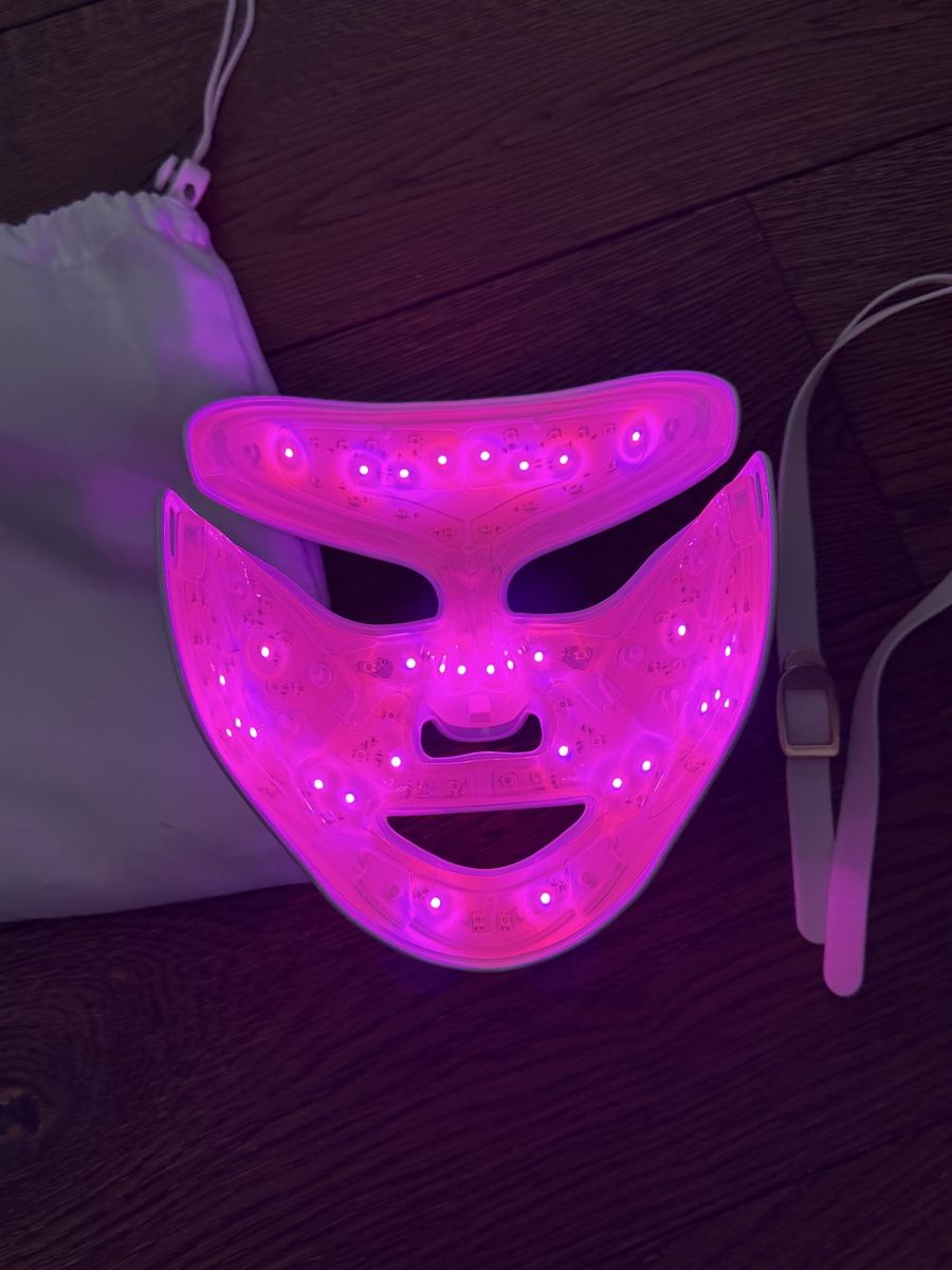 Soins du visage: DR DENNIS GROSS FaceWare Pro - LED-Gesichtsmaske  – D'occasion à Pfäffikon SZ par NicMarKom 3