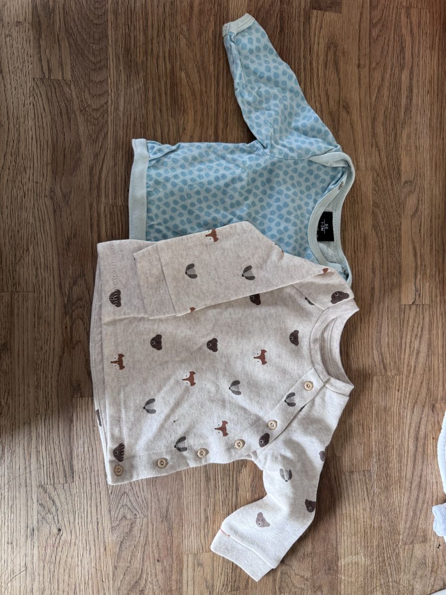 Lotti & Set di vestiti: Baby Kleider-Set:  Gr 56 – Usato da Unterkulm venduto da Muus713 7