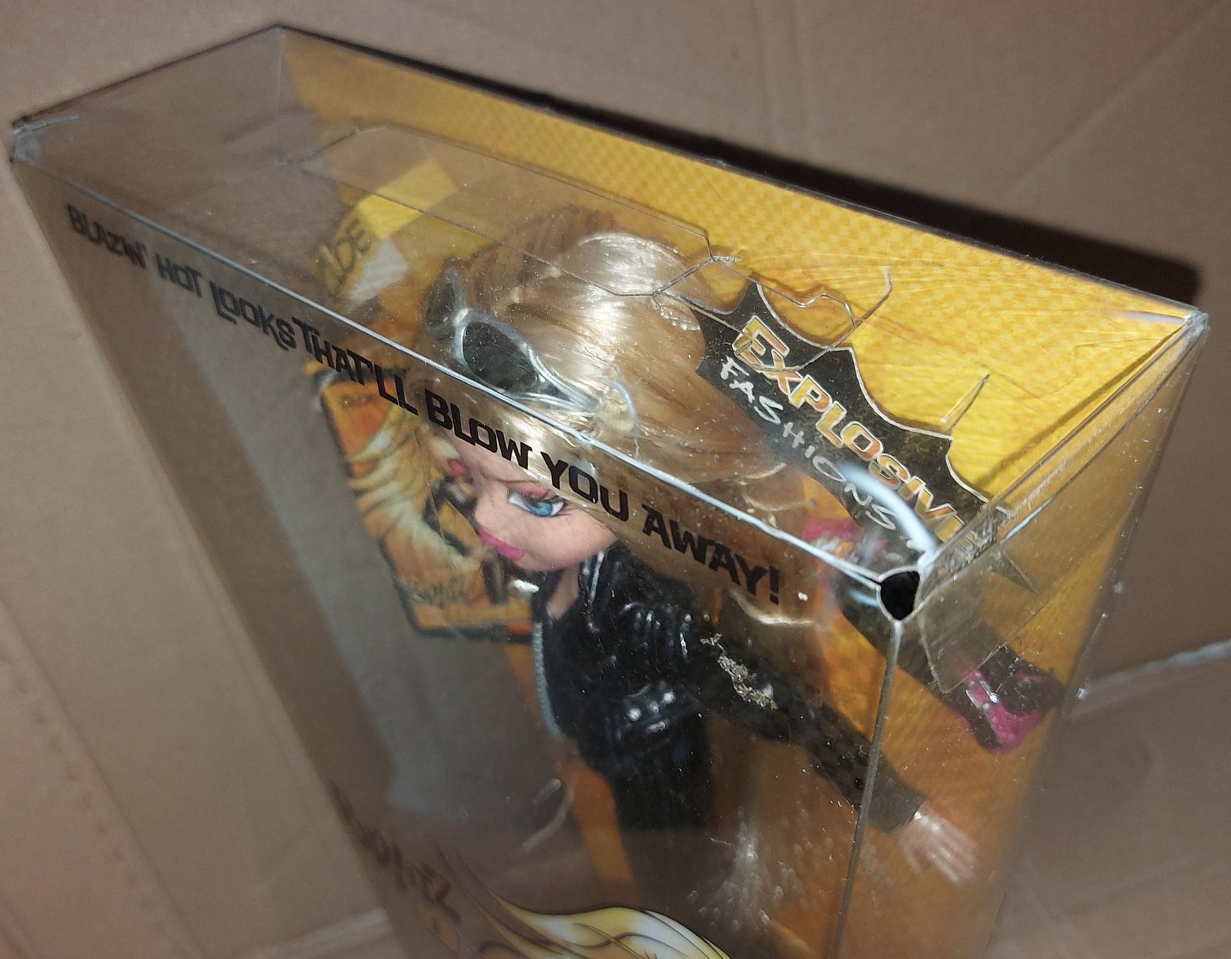 MGA Bambole: Poupée Bratz: CHLOE "Dynamite!",2005 Neuve – Nuovo e nell'imballaggio originale da Ecublens VD venduto da Magic_Island 6