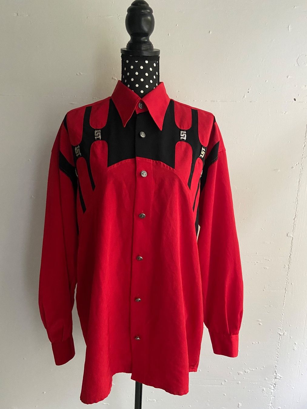 Camicie: Original Vintage 80s Oberteil im Versace Stil – Usato da Zürich venduto da Eves.vintage.element