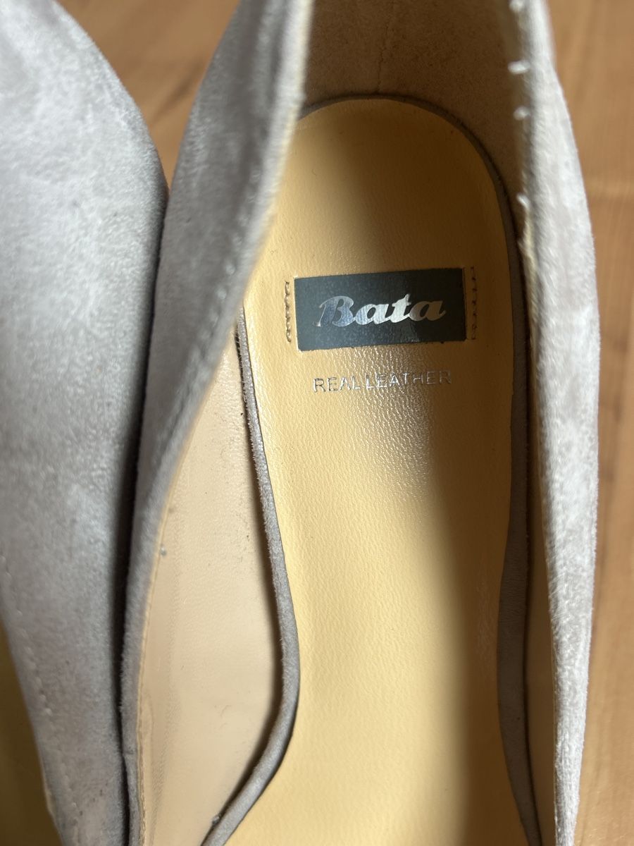 Chaussures femmes: Bata High Heels beige Grösse 37 – D'occasion à Hausen AG par cele01 7