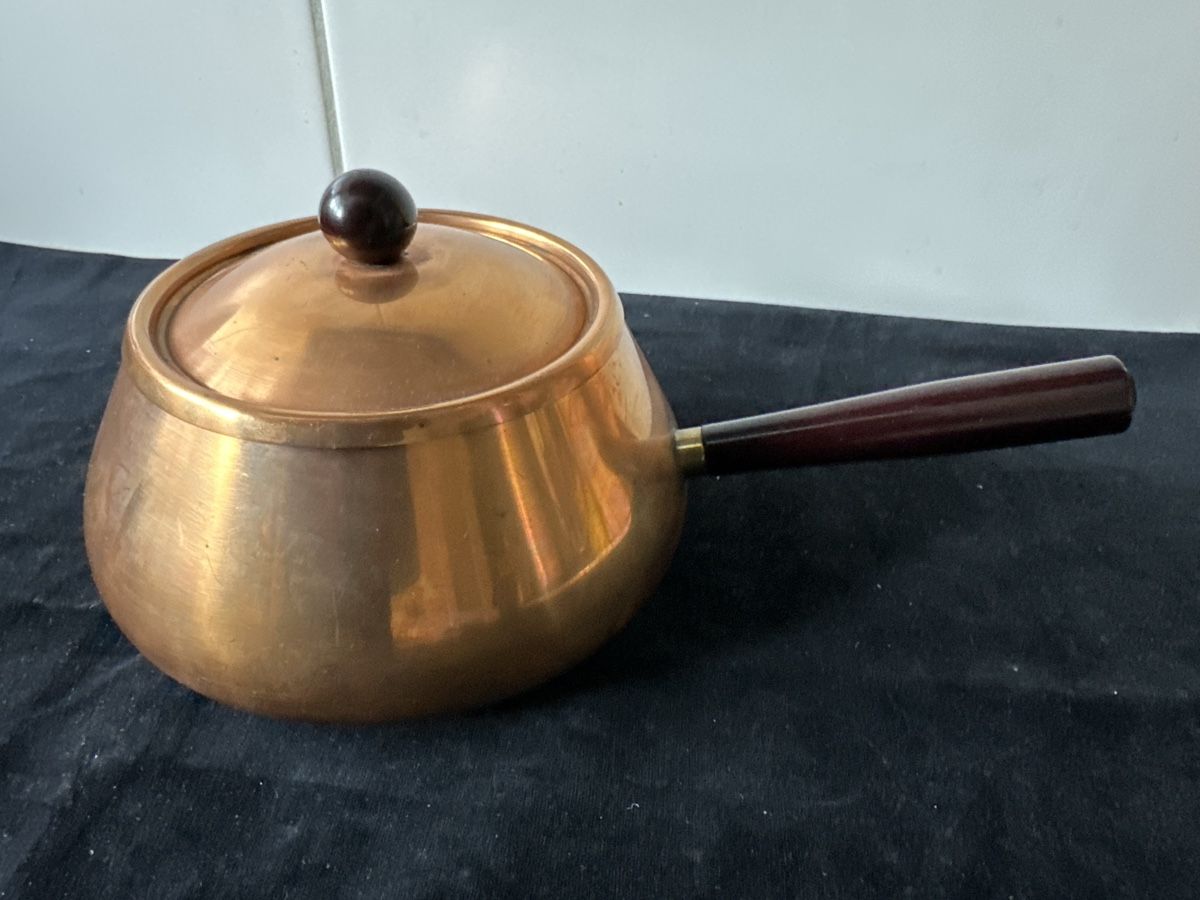 Padelle: Kleinere Kupfer-Pfanne mit Deckel,  SPRING VI – Usato da Zürich venduto da Chaeffeler 1