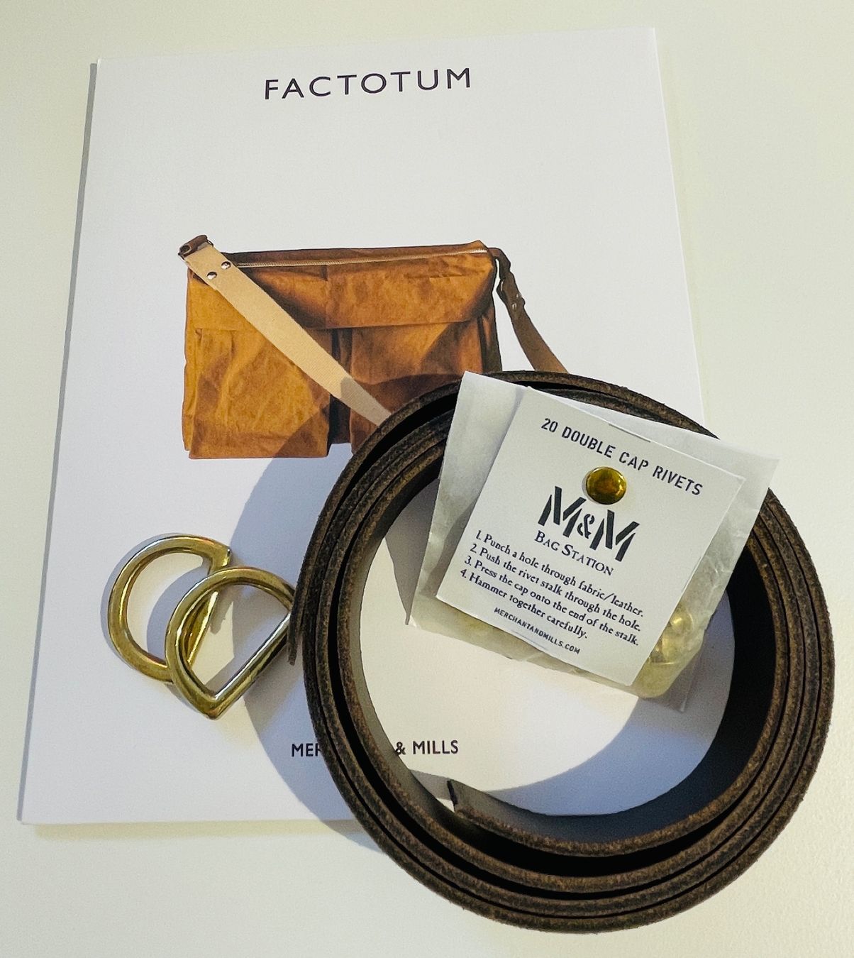 Cartamodelli: Merchant & Mills _ Schnittmuster  FACTOTUM – Nuovo e nell'imballaggio originale da Silvaplana venduto da Lotzis
