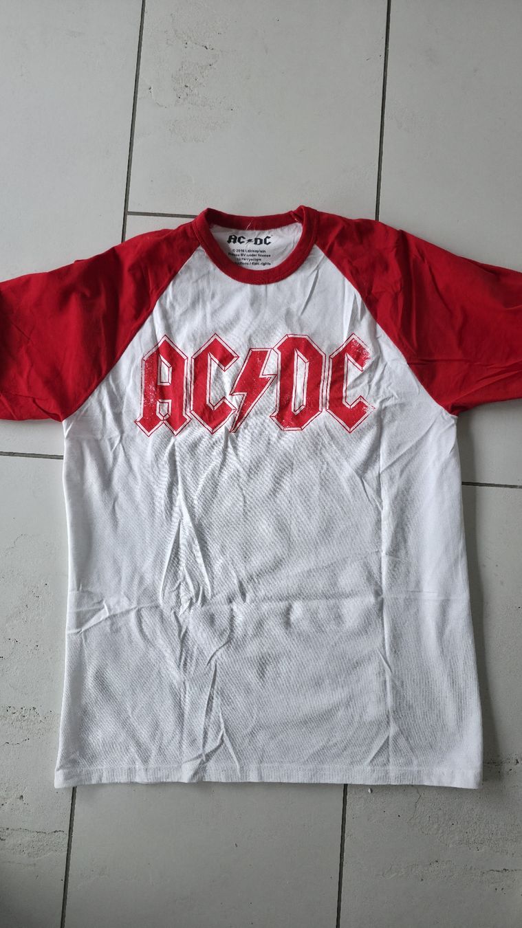 T-shirt: T-shirt AC/DC Grösse L – Usato da Buchs AG venduto da Marcra