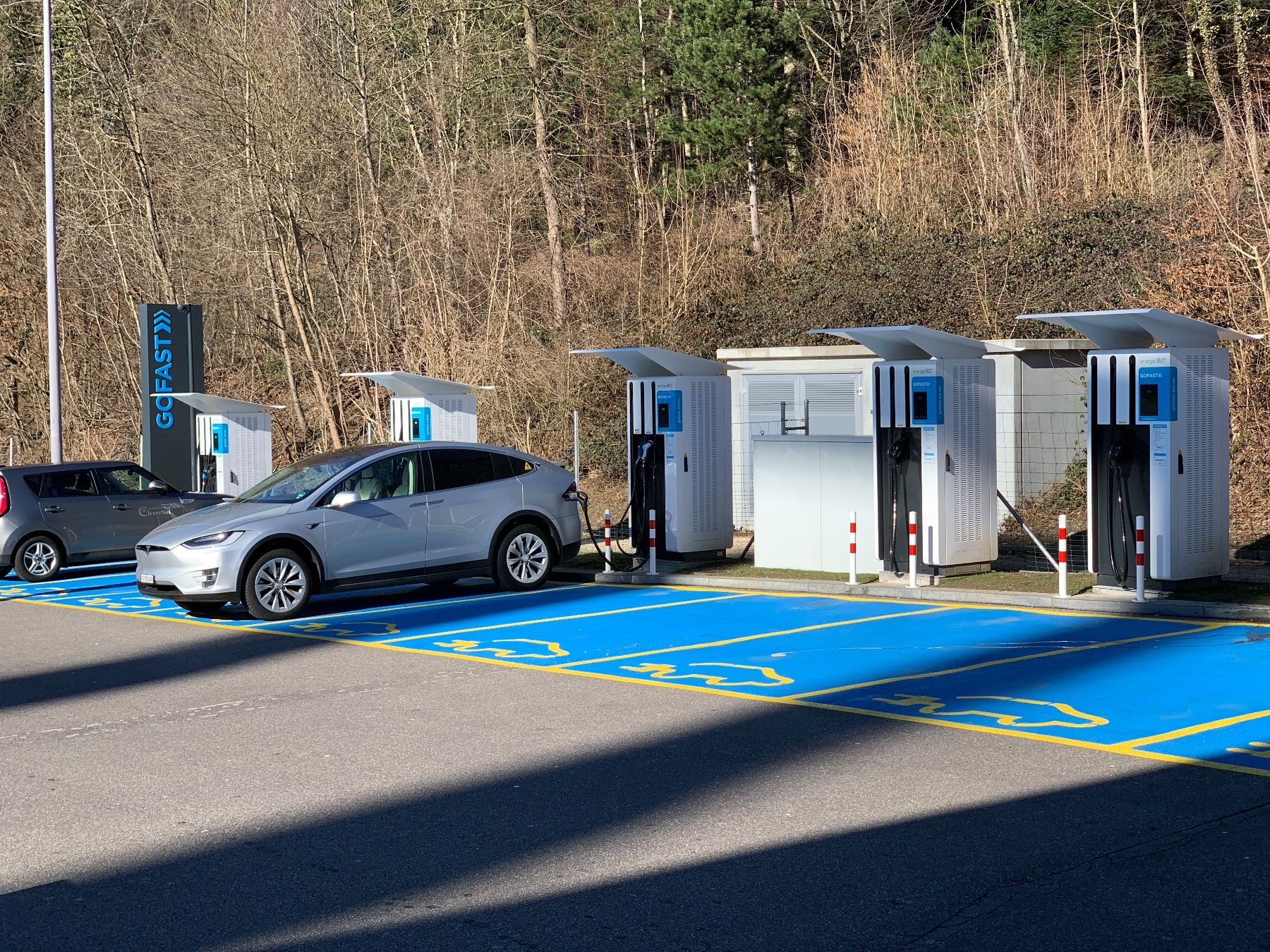 Tesla Alle Autoersatzteile: Tesla CCS Adapter – Gebraucht aus Sachseln von No_Clue 4