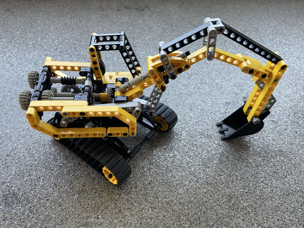 Lego Baukästen: Lego Technic  – Gebraucht aus Schlatt TG von mori04 1