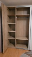 Large Wardrobe / Sliding Door Wardrobe – FREE
