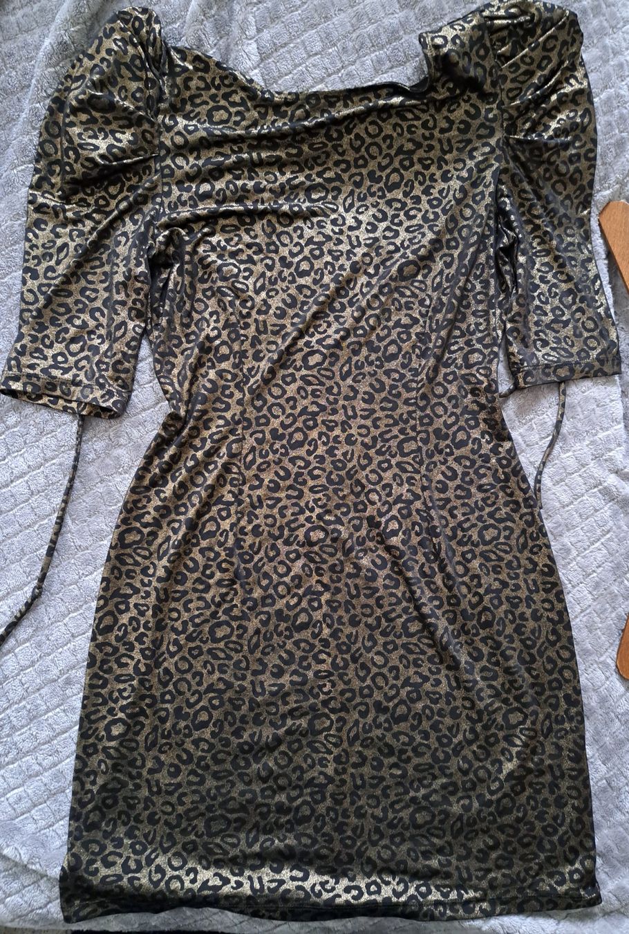 Vestiti: Guess dress – Usato da Saas Grund venduto da IvanaXY