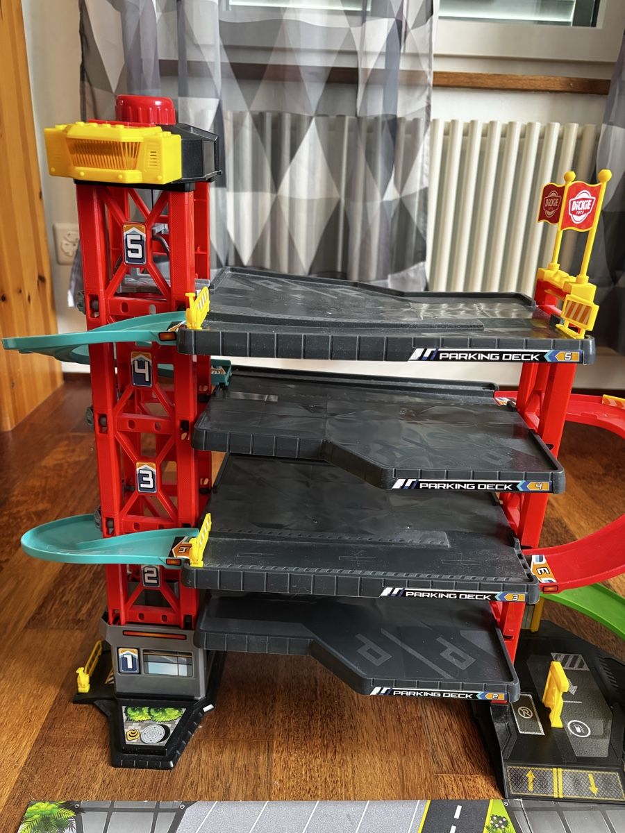 Dickie Toys Giocattoli: Parkgarage Dickie Toys – Usato da Amriswil venduto da Ka_Sc 1