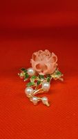 Elegante Brosche Rose Gold mit Perlen neuwertig 🌹