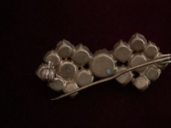 Broches & Aiguilles: Broche – D'occasion à fribourg par iris18 2