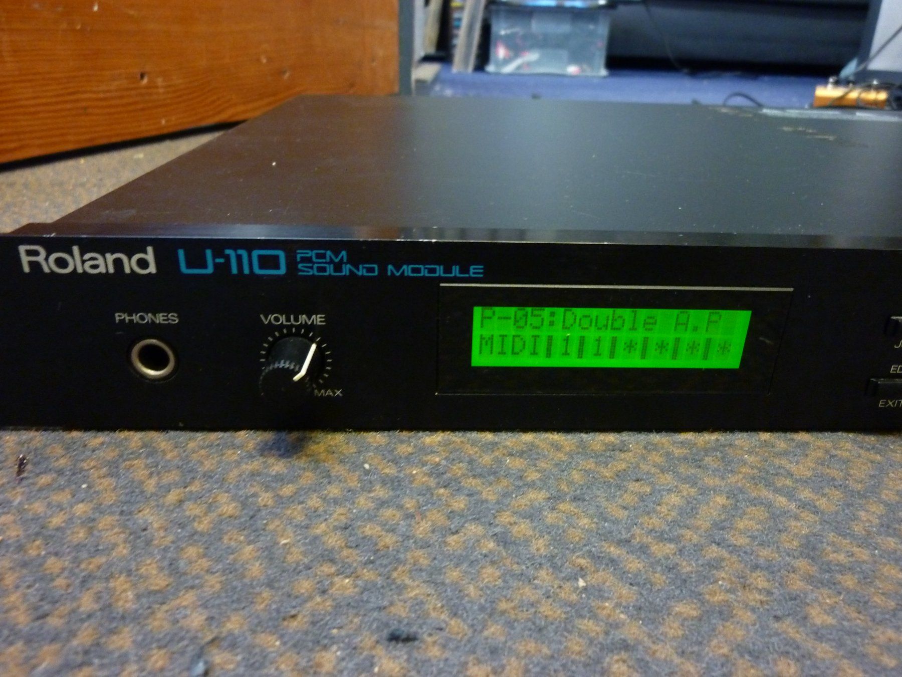 Roland Studioequipment: Roland U-110 Synthesizer – Gebraucht aus Wenslingen von