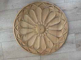 Holzschnitzerei Blume rund Dekoration