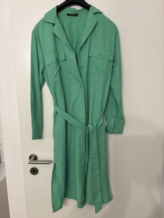 Robe chemise verte légère taille M parfaite pour l'été!