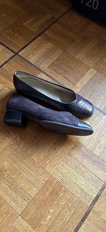 Scarpe da donna: Escarpins marrons 37,5 – Usato da Veyrier venduto da Nath9279 1